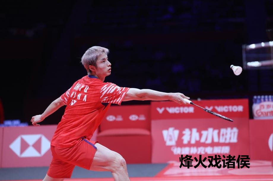 [图]羽联总决赛：石宇奇2-0李诗沣 取小组赛开门红