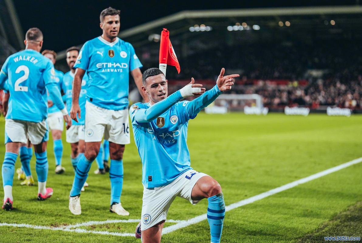 英超-福登梅开二度丁丁送助攻 曼城2-2战平布伦特福德